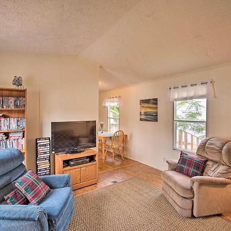 Bright Pensacola Home With Backyard - Pets Welcome! ภายนอก รูปภาพ