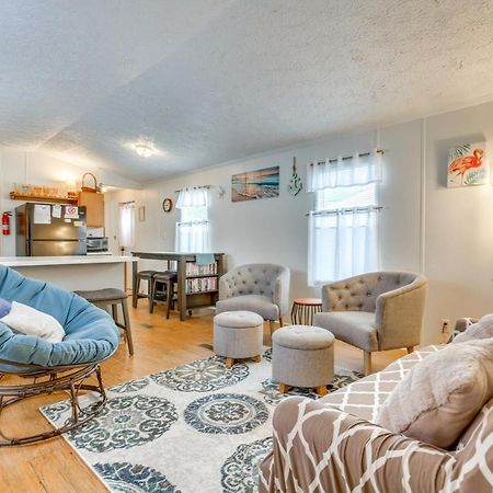 Bright Pensacola Home With Backyard - Pets Welcome! ภายนอก รูปภาพ