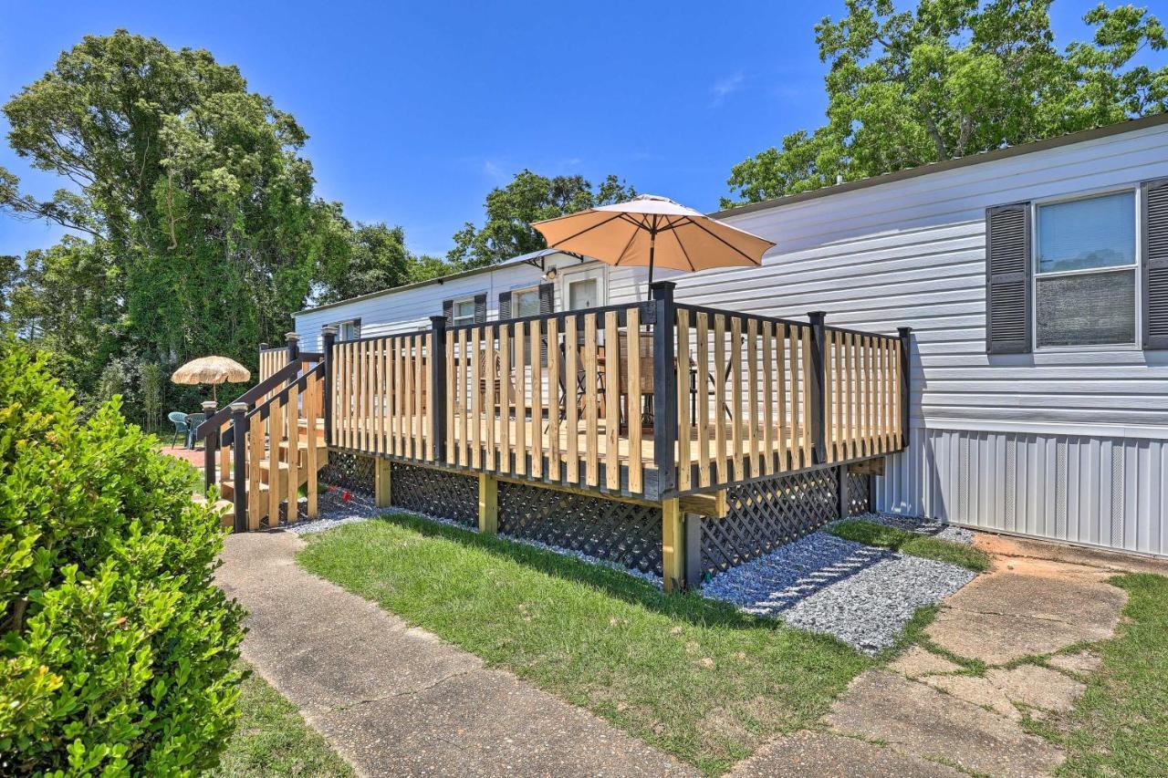 Bright Pensacola Home With Backyard - Pets Welcome! ภายนอก รูปภาพ